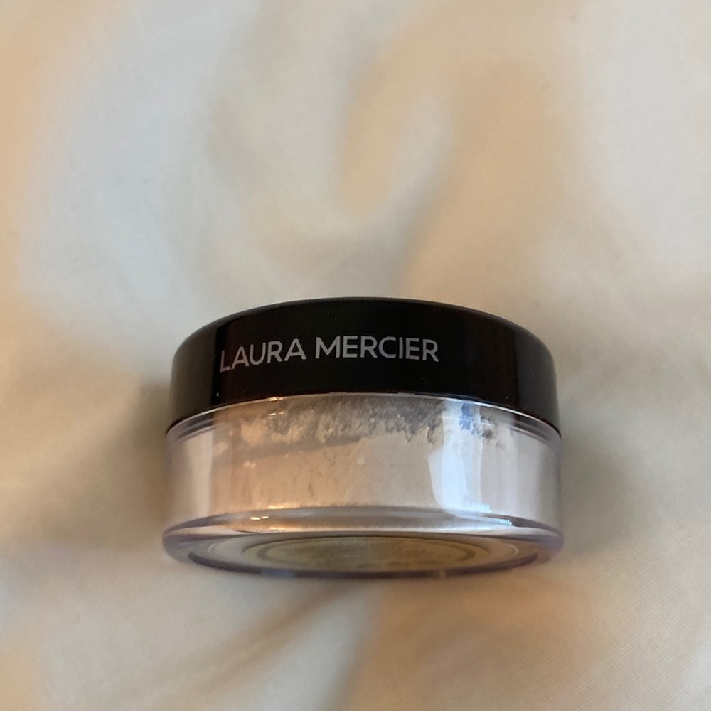 Laura Mercier Translucent Loose Setting Powder